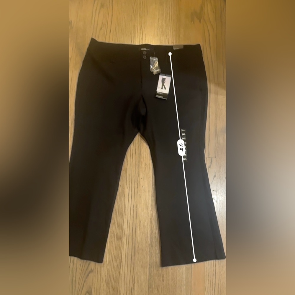 NWT-Studio by Torrid-Signature Ponte Stretch Trouser-Size 24S - Picture 3 of 7